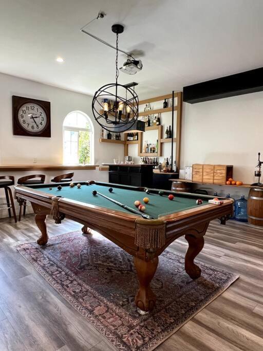 Stylish Mediterranean Villa, Pool, Jacuzzi, Hollywood & Malibu Bliss ロサンゼルス エクステリア 写真
